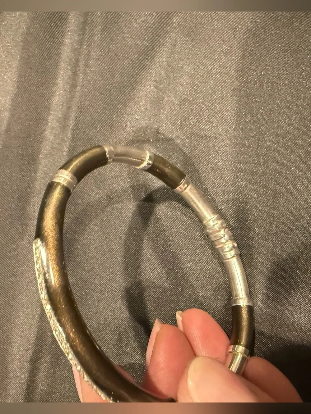 Vintage Style Dark Gray Resin Silver Crystal Inlay Open Bangle Bracelet